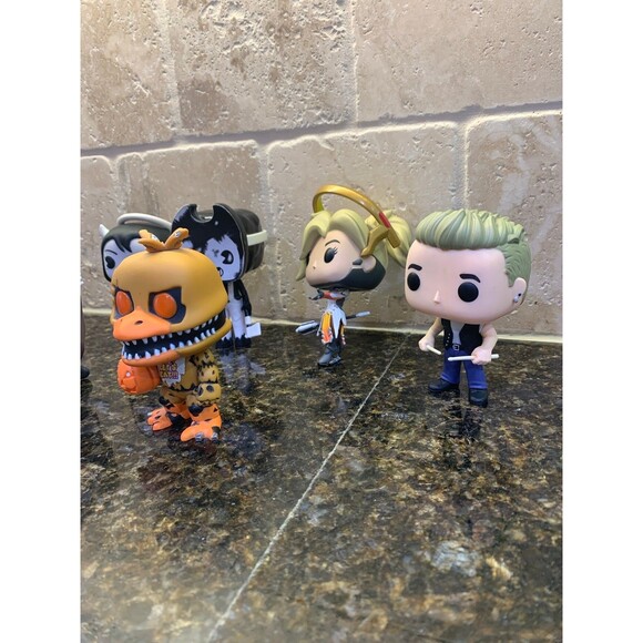 Funko Toys Lot - No Boxes - As Is - Picture 5 of 6